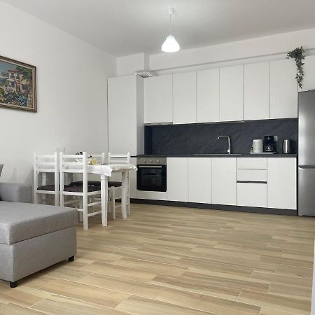 Atrium Residency Lägenhet Tirana Exteriör bild